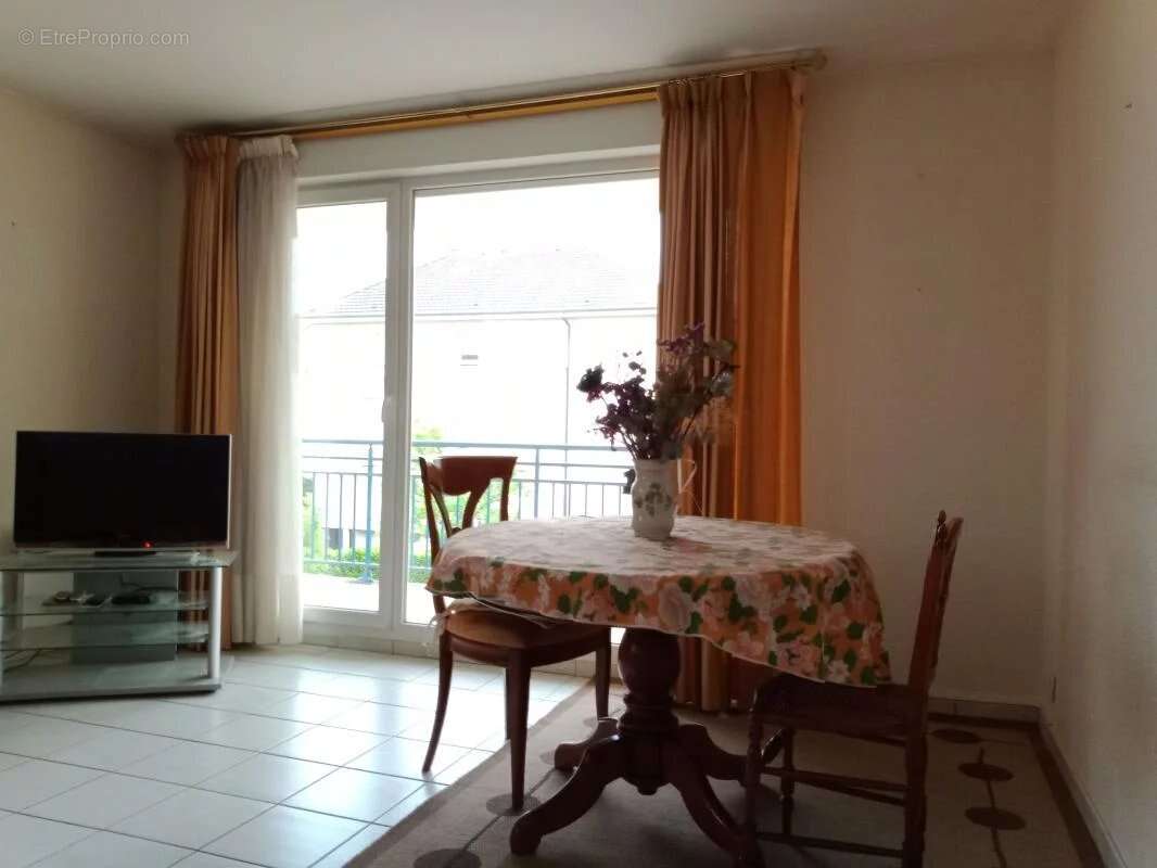 Appartement À Vendre Quartier Toison d'Or - Type 3 - terrasse - ascenseur - cave - garage - photo 2