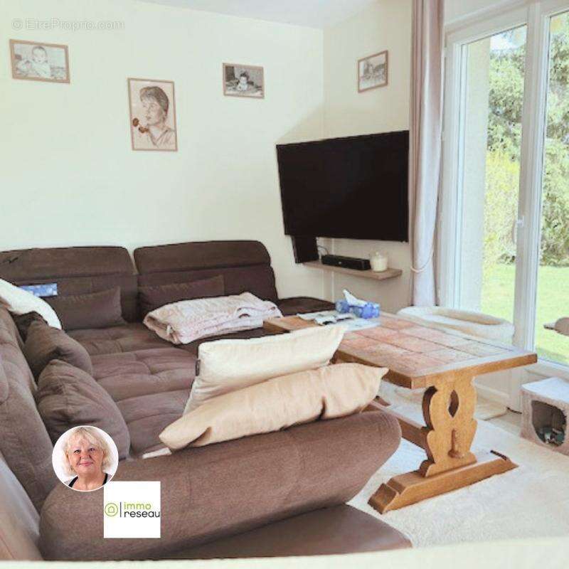 Maison à SAINT-HYMER