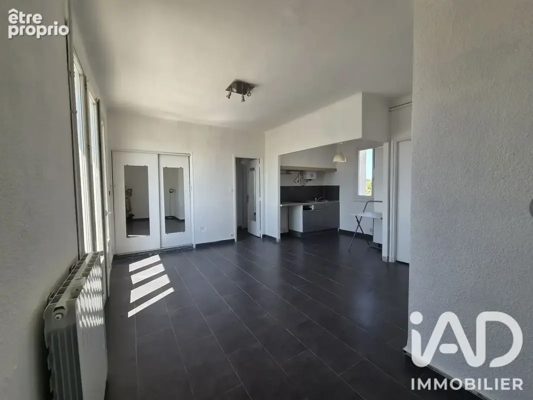 Photo 1 - Appartement à NIMES