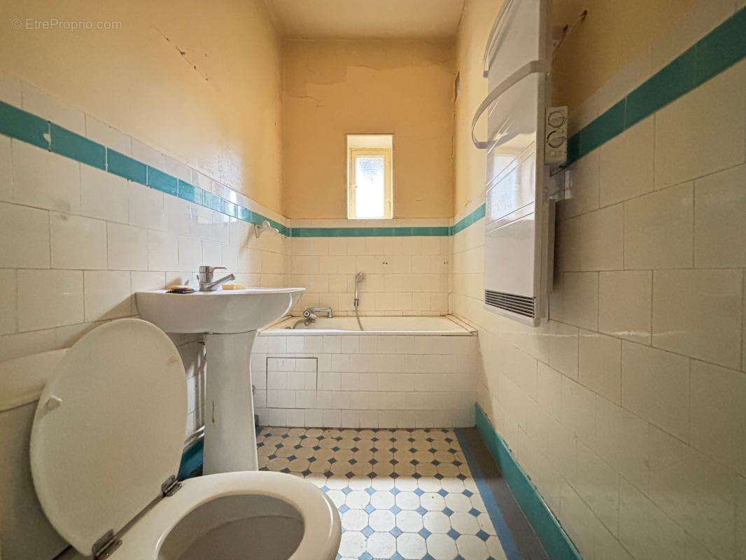 Appartement à ENTRE-DEUX-GUIERS