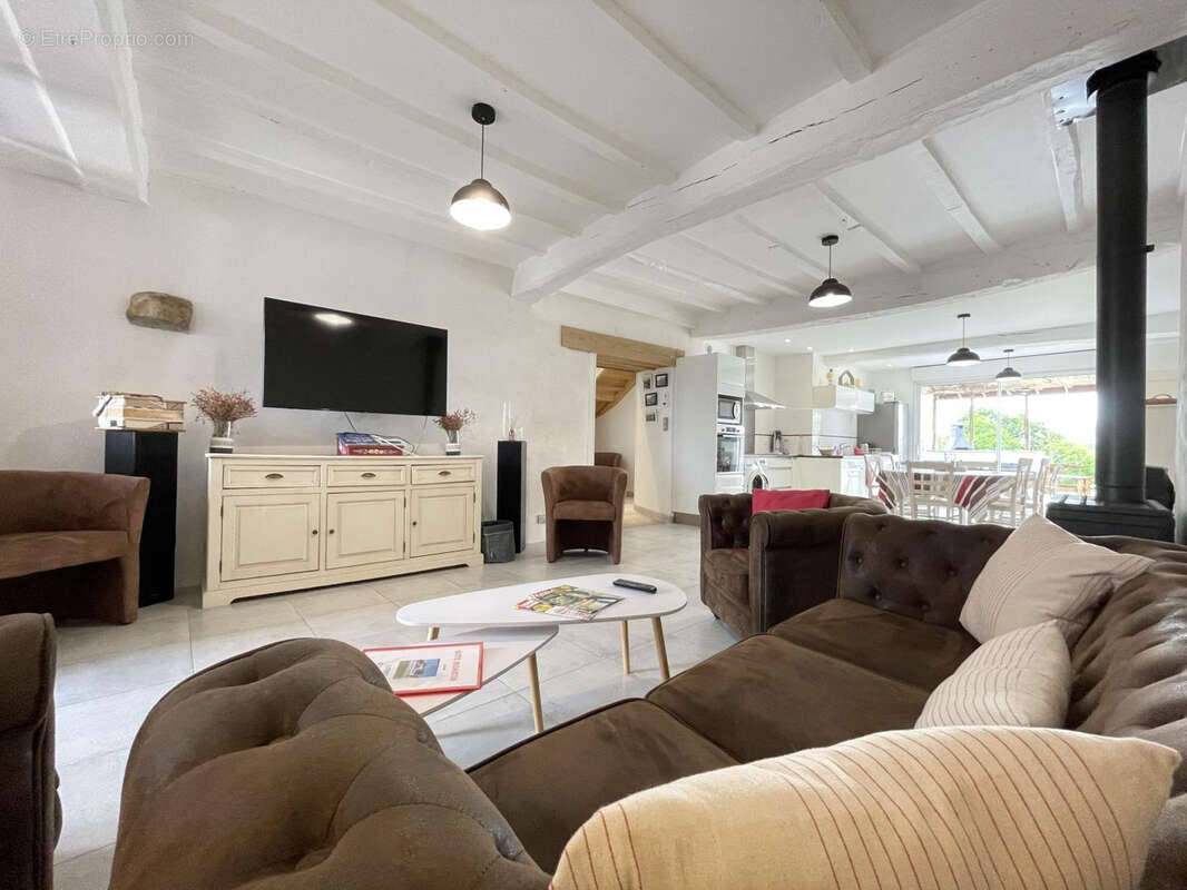 Maison à SAINT-PALAIS