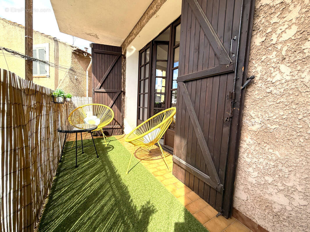Appartement à SIX-FOURS-LES-PLAGES