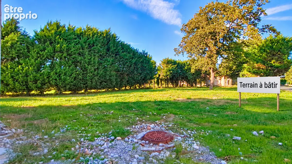 Terrain à CHATEAUNEUF-SUR-ISERE