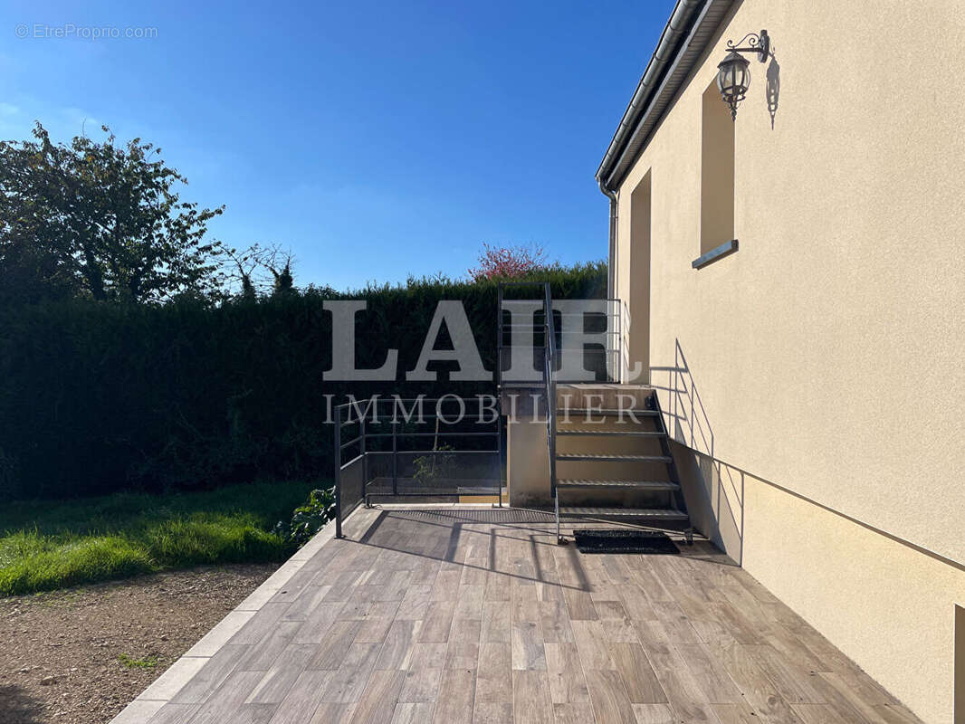 Maison à PERVENCHERES