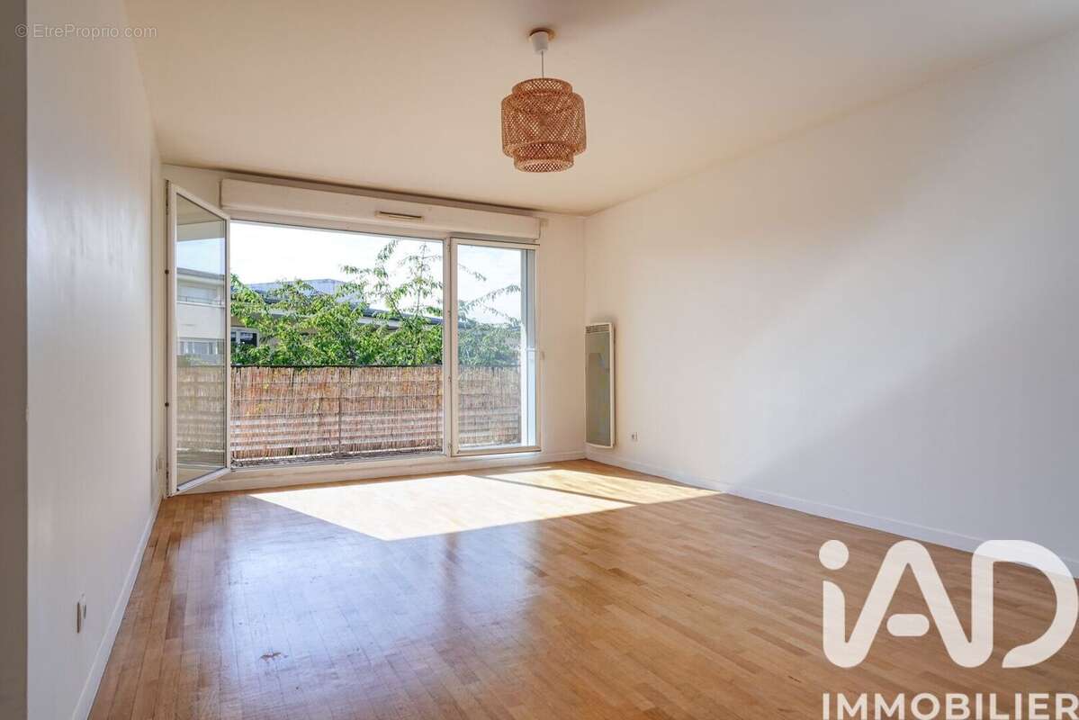 Photo 3 - Appartement à RUEIL-MALMAISON