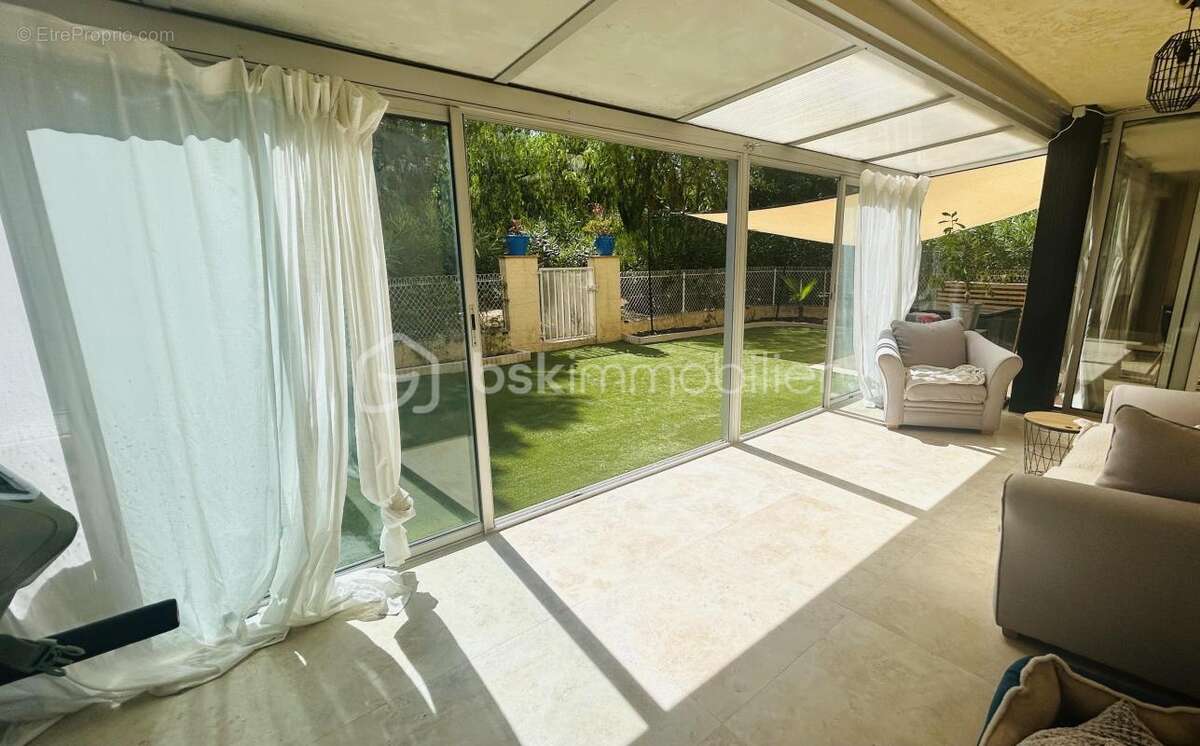 Appartement à SANARY-SUR-MER