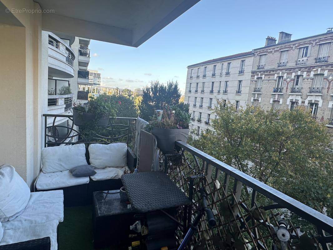 Appartement à LEVALLOIS-PERRET