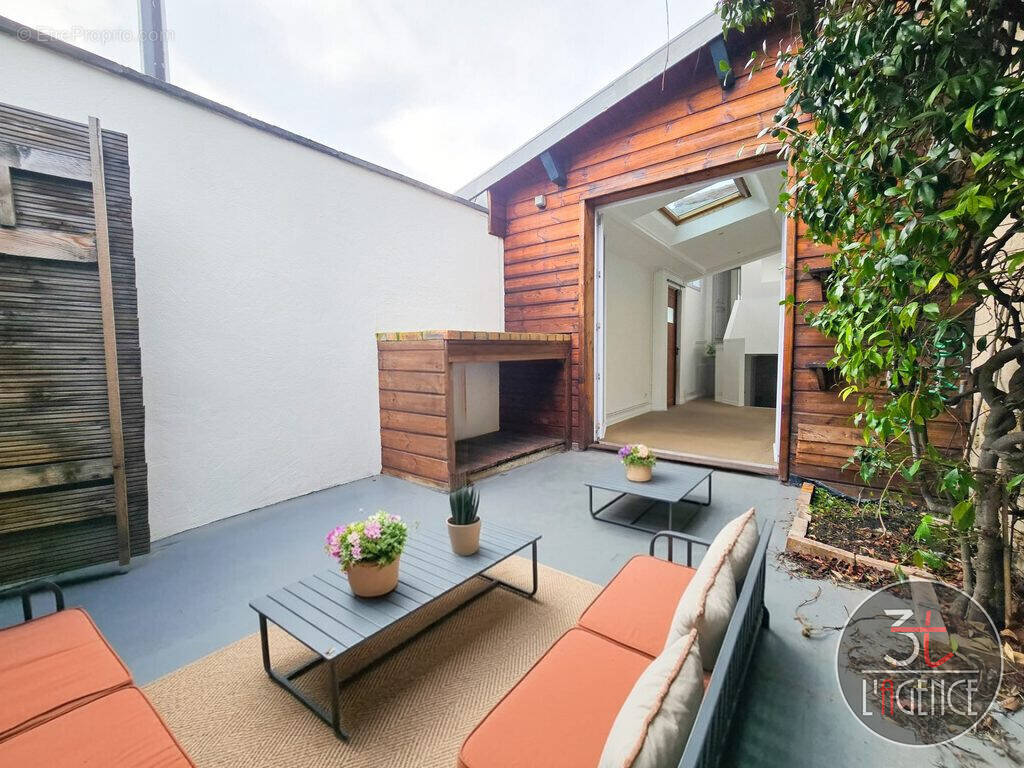 Maison à FONTENAY-SOUS-BOIS