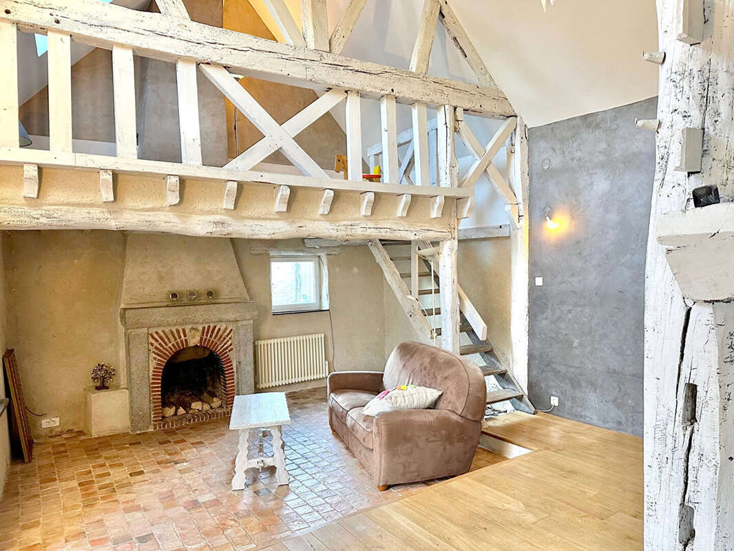 Maison à HOUDAN