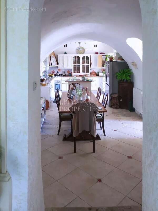 Maison à CORRENS
