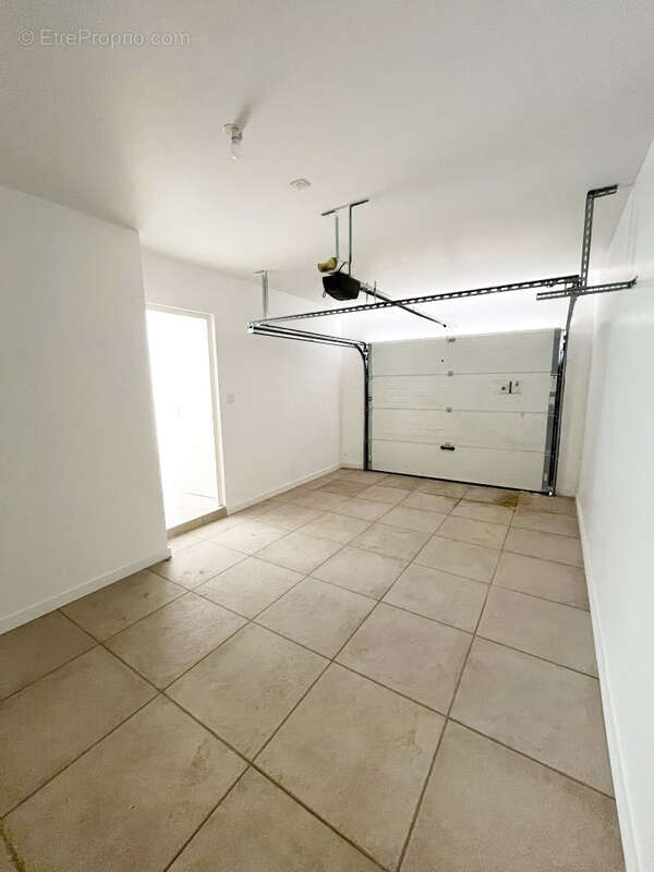 Maison à SAINT-BEAUZIRE