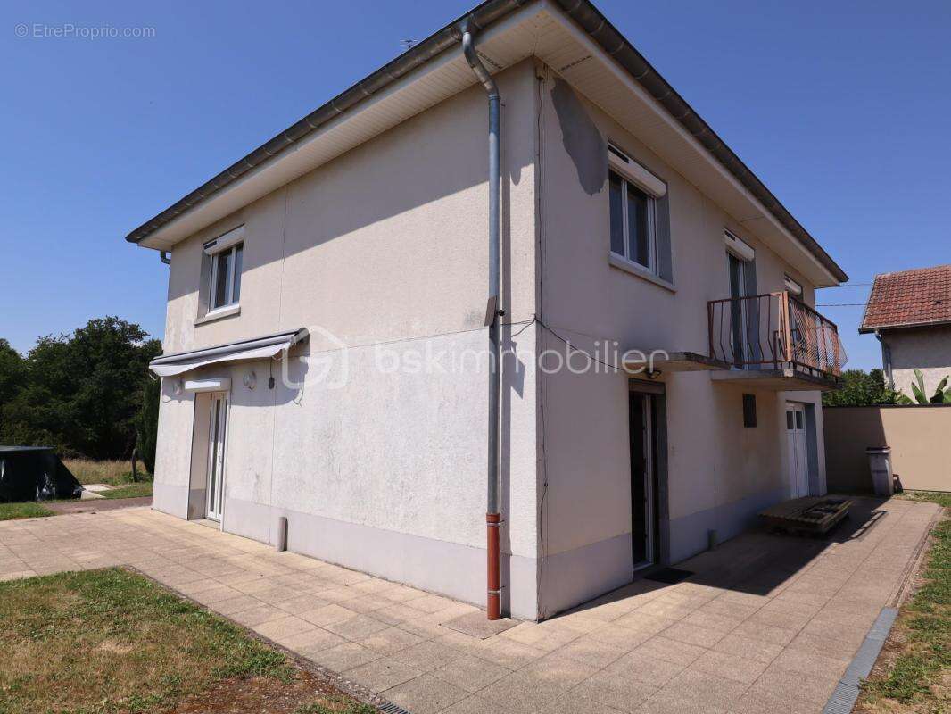 Maison 110 M2 entirement rénovée - photo 10