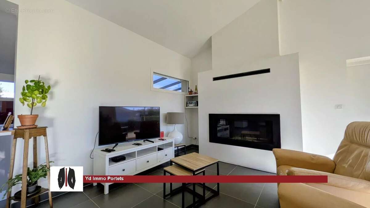 Maison à SAINT-SELVE