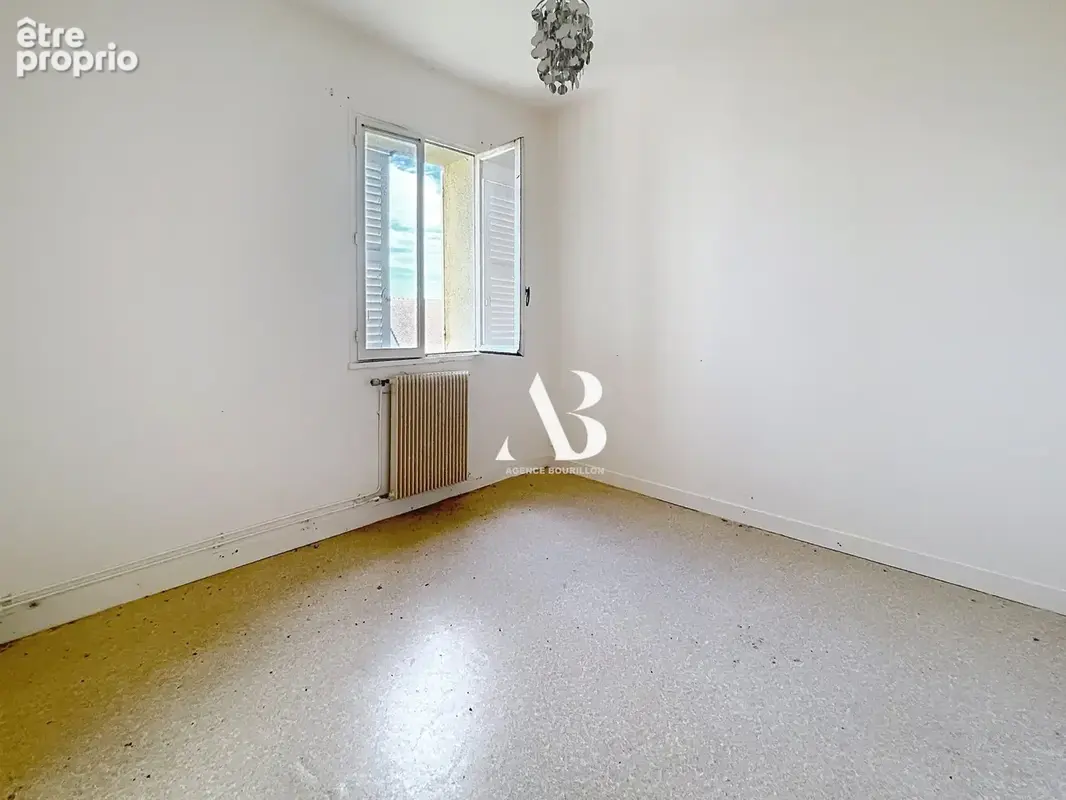 immeuble de 347 m2 sur un terrain de 1047 m2 - photo 13