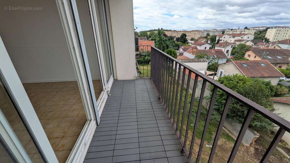 Appartement à BRON