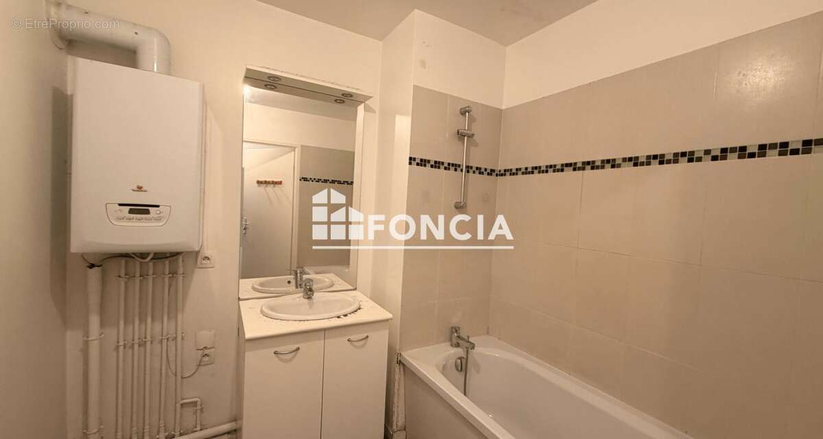 Appartement à SAINT-DENIS