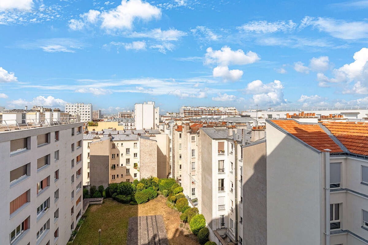 Étage élevé - traversant - tres lumineux - avec balcon filant - photo 8