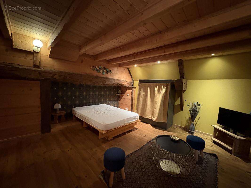 Maison à SEGONZAC