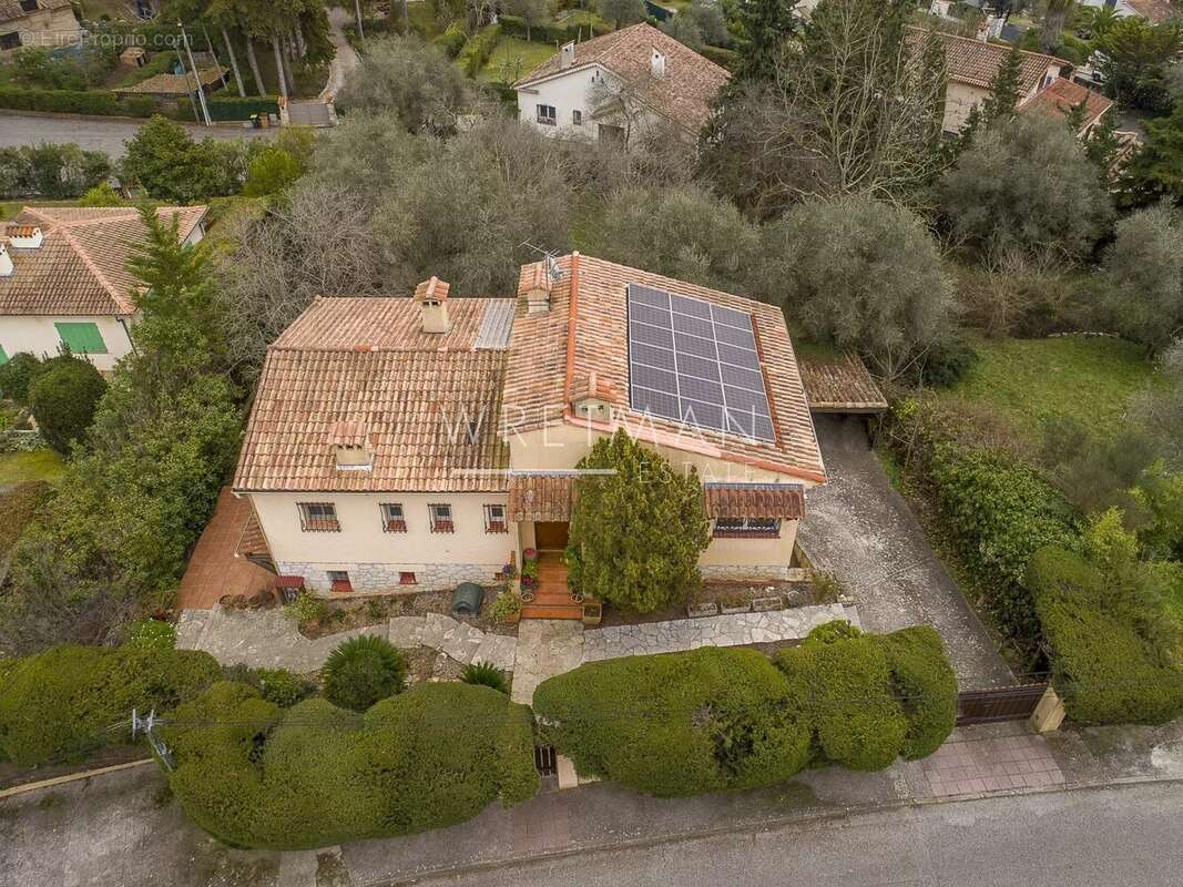 Villa au calme dans un domaine fermé à pied de commerces - Mougins - photo 28