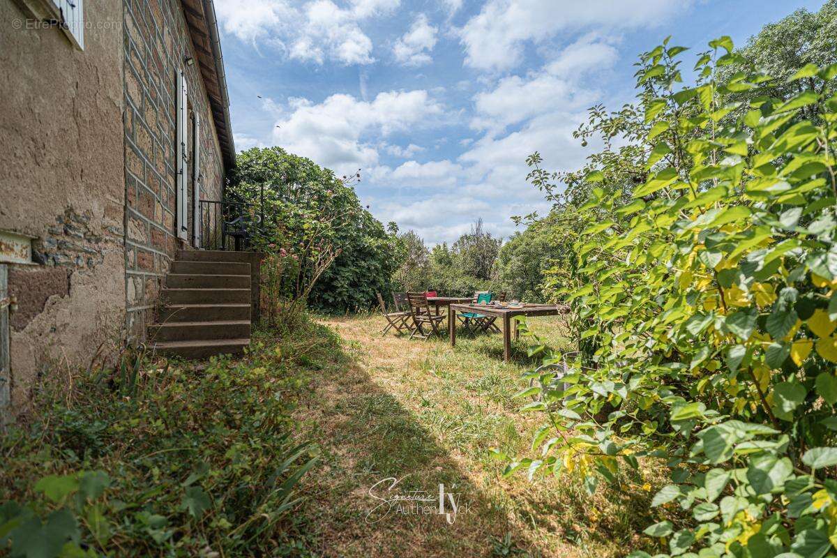 Maison 110 m² à Objat  - photo 7