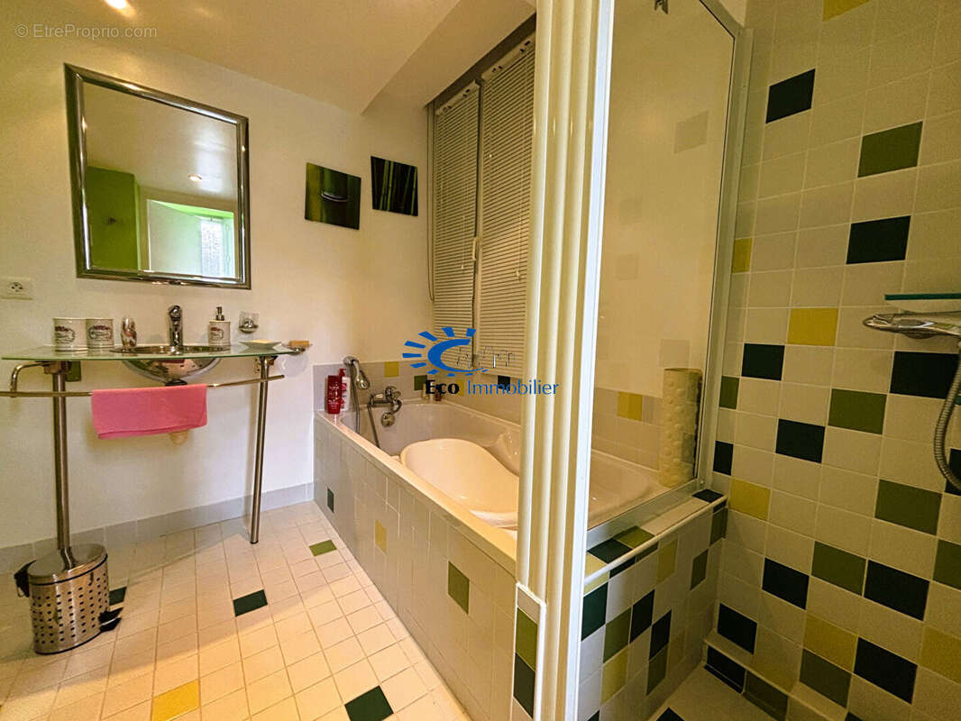 Longere renovee avec gite et piscine - photo 18