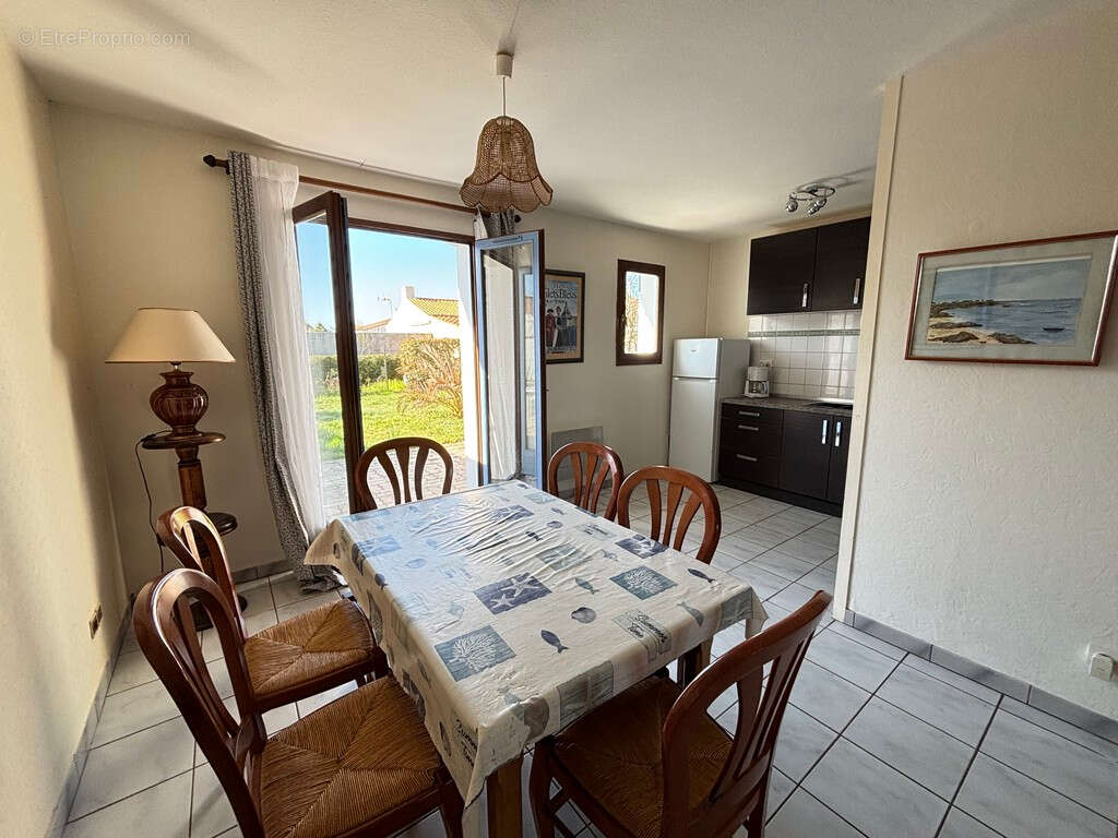 Maison à L'AIGUILLON-SUR-MER