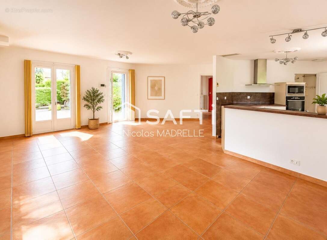 Photo 4 - Maison à IZON