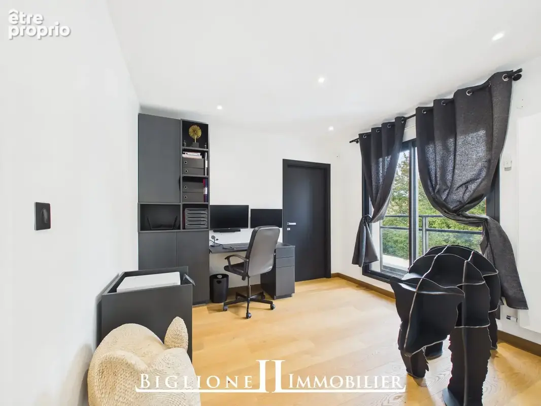 Maison 205 m² à Ecouen  - photo 7