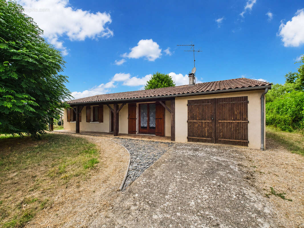Maison de plain pied avec jardin 87 m2 47200 MARMANDE - photo 9