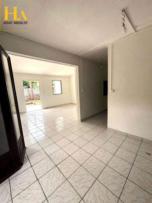 Maison à L'ETANG-SALE