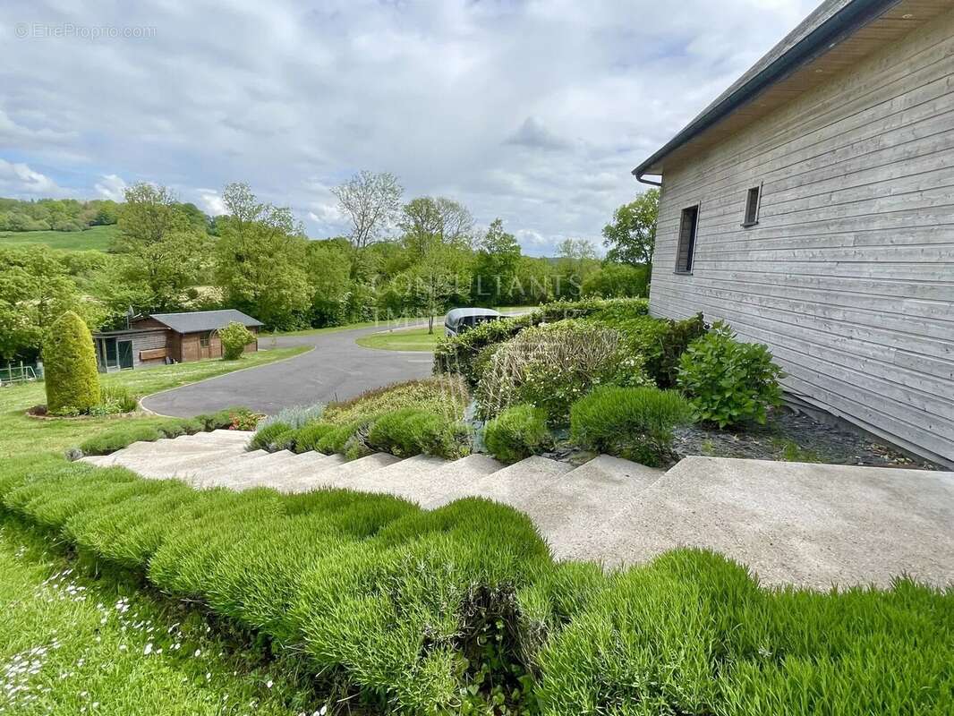 Maison à PONT-L'EVEQUE