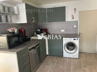 Commerce à SAINT-PIERRE-LES-ELBEUF