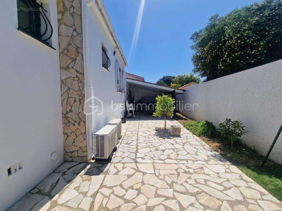 Élégance et confort au cœur de Sérignan : découvrez cette villa de charme ! - photo 17
