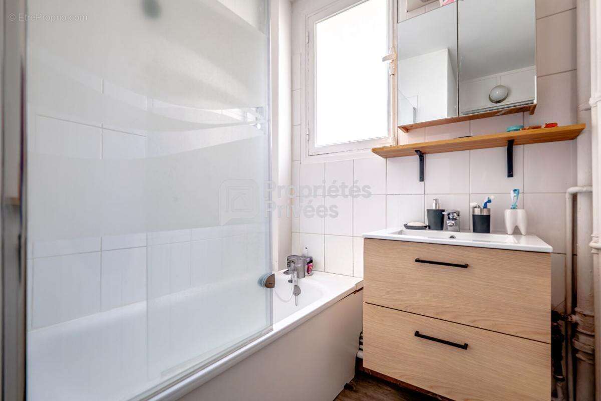 Appartement à ISSY-LES-MOULINEAUX