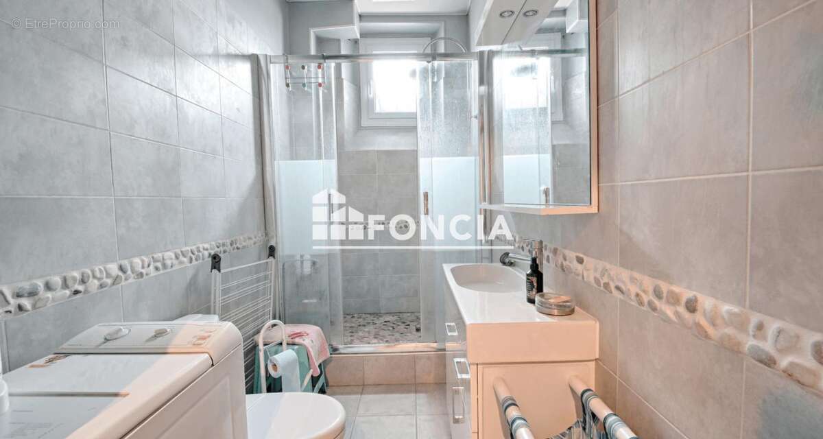 Appartement à MAISONS-ALFORT