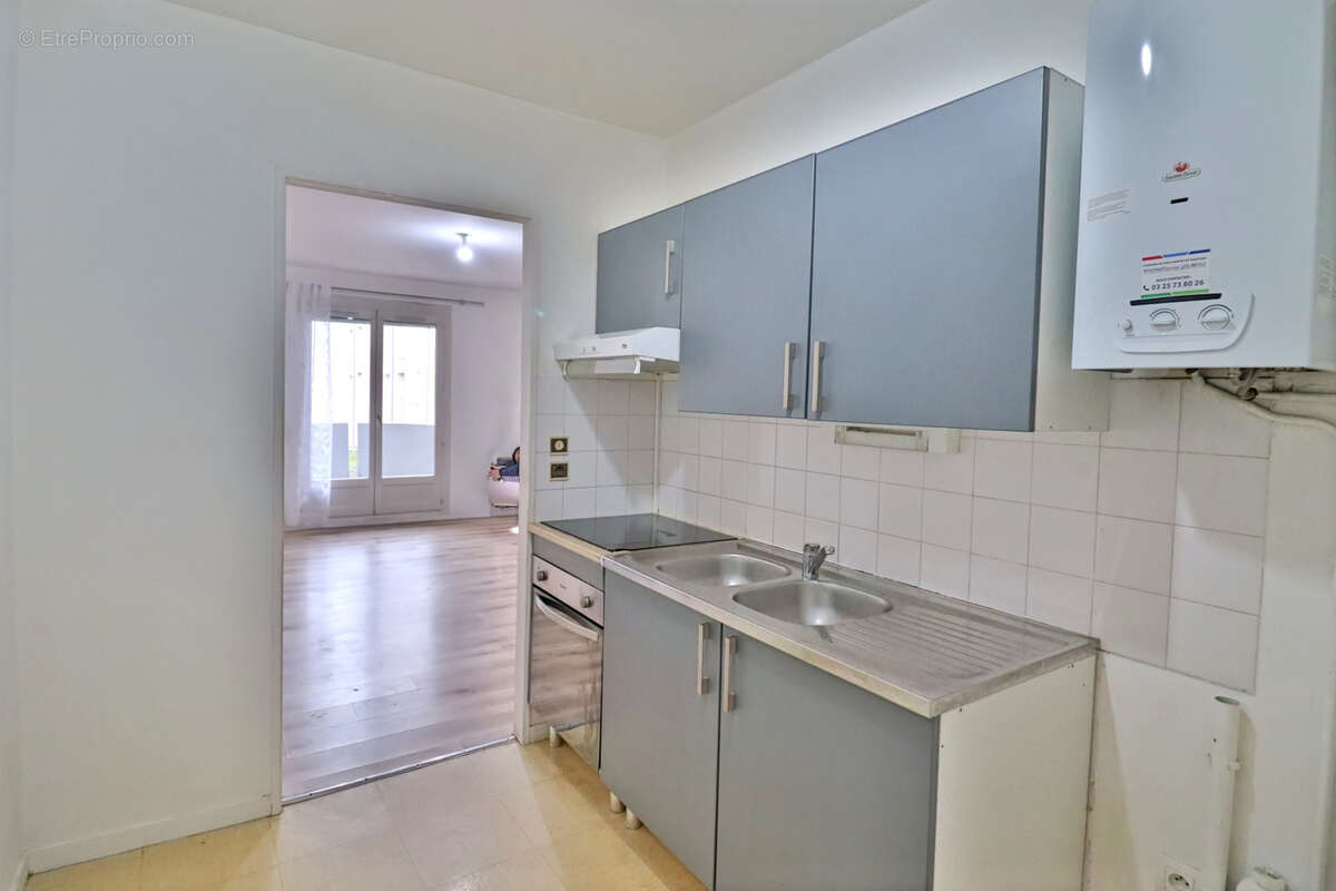 Appartement à SAINTE-SAVINE