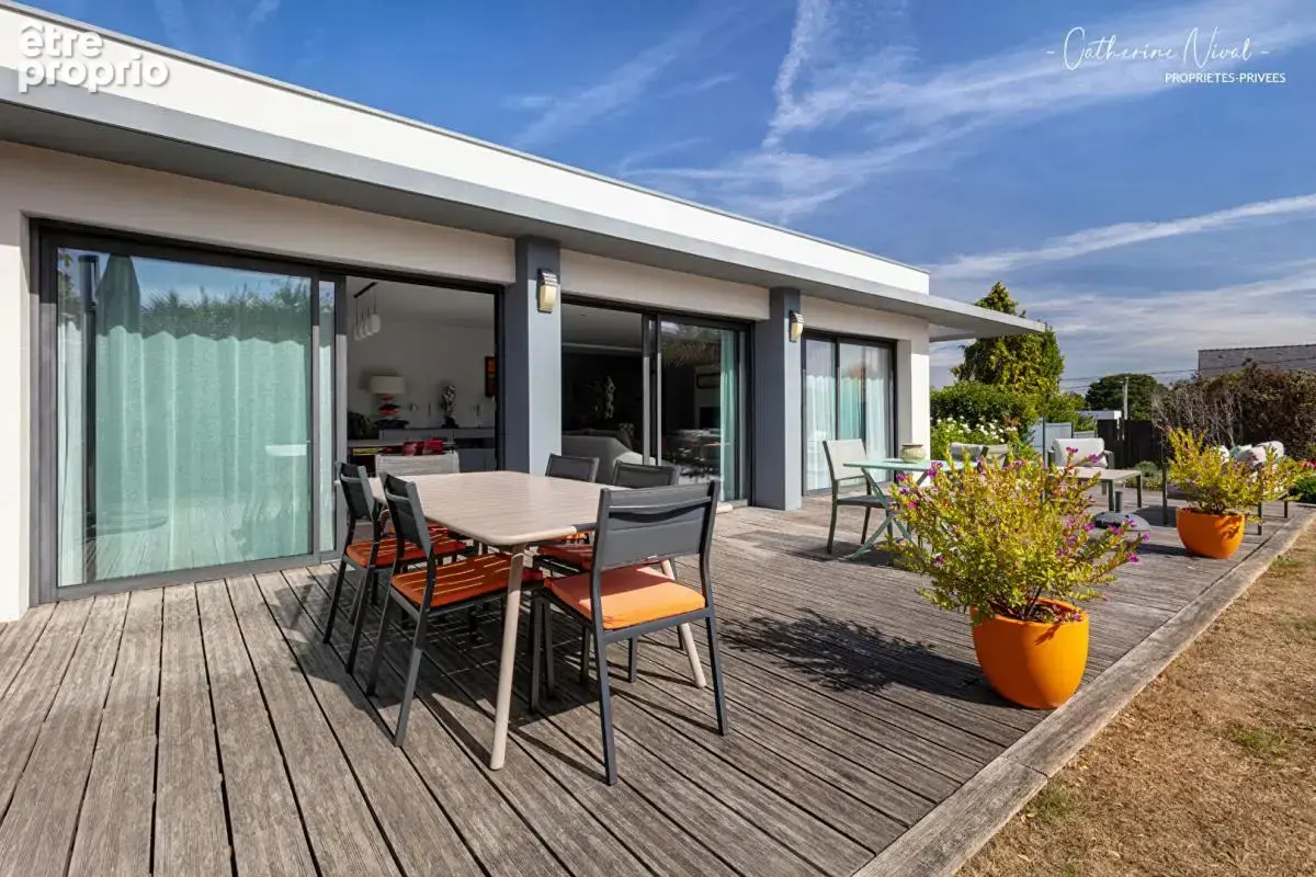 La Baule , Maison, vie de plain-pied , 153 M2, 3 chambres, SPA, garage, jardin - photo 2