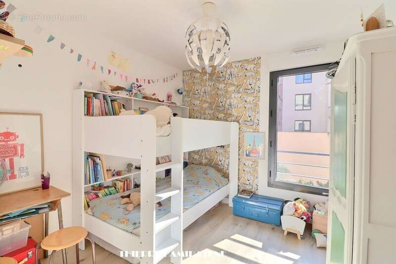 Appartement à COLOMBES