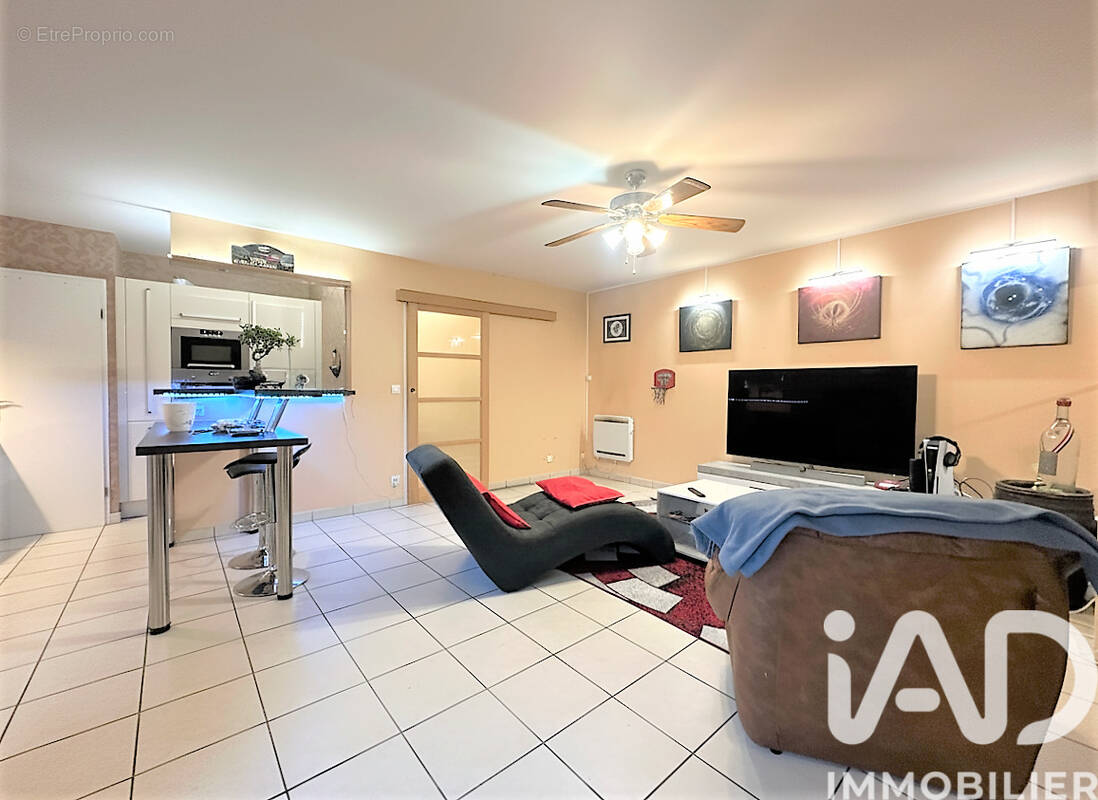 Photo 1 - Appartement à DEVILLE-LES-ROUEN