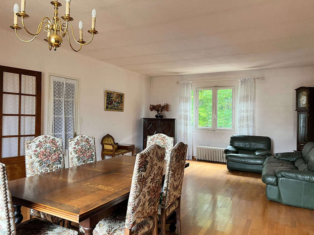 Maison à LE PLESSIS-ROBINSON
