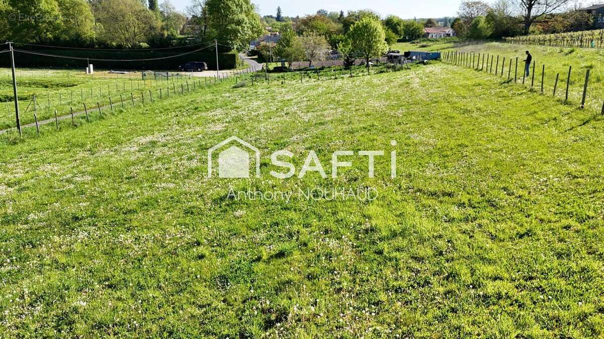 Photo 6 - Maison à LIGNIERES-SONNEVILLE