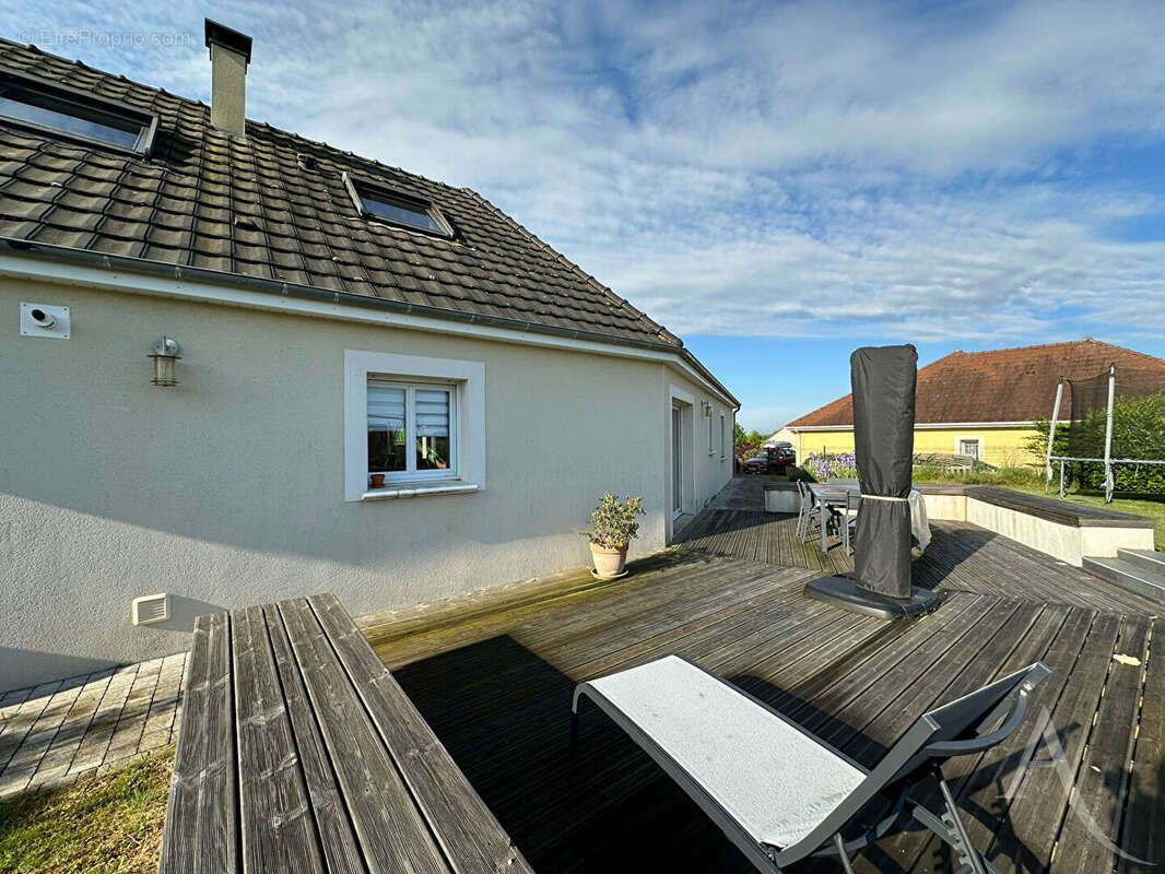 Maison à BERRY-BOUY