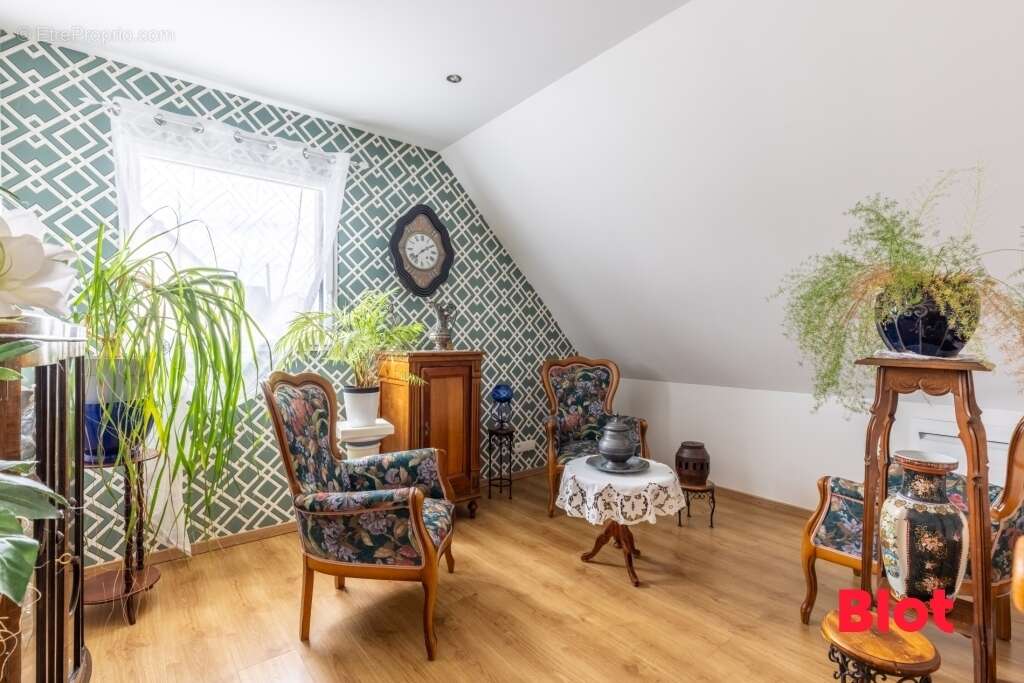 Maison à JANZE