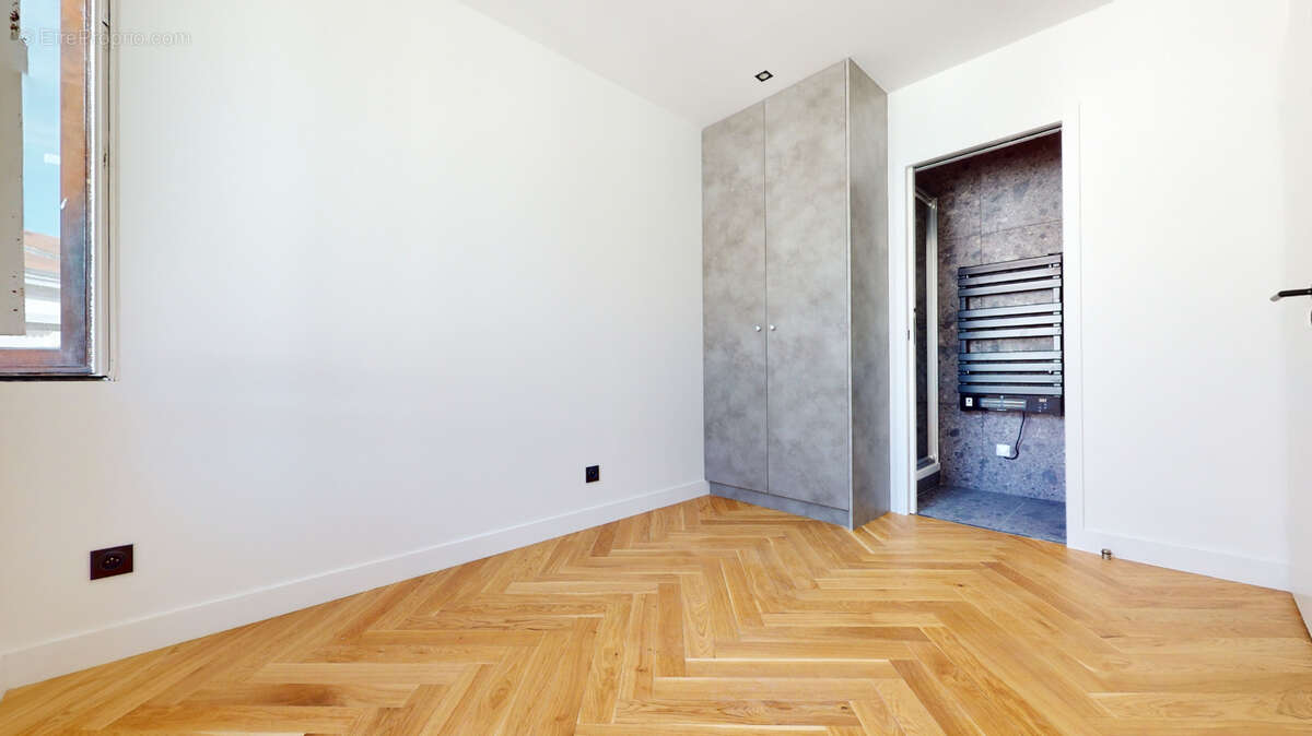 Appartement à LYON-6E