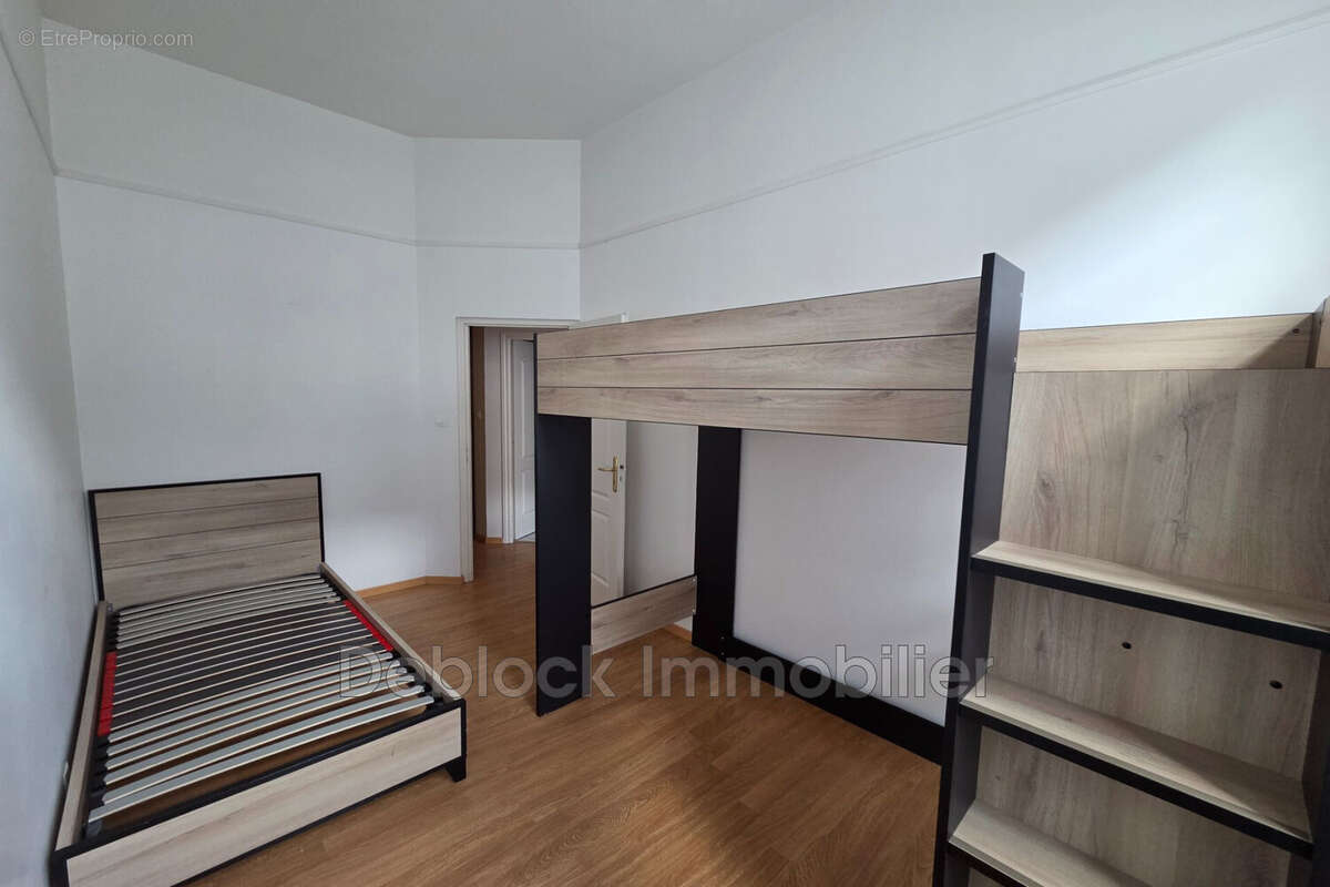 Appartement 81 m² à Bergues  - photo 5