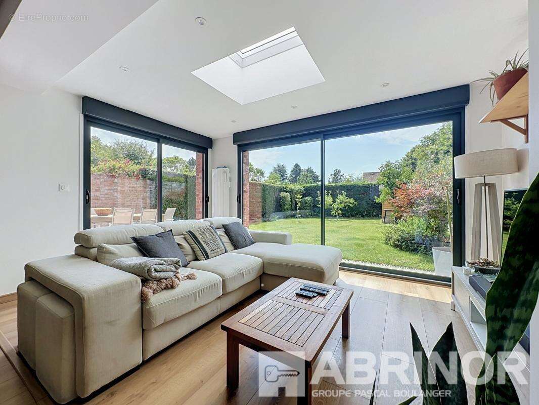 Maison de lotissement de 115m2 - garage attenant - 4 chambres - Jardin Sud Ouest - photo 3