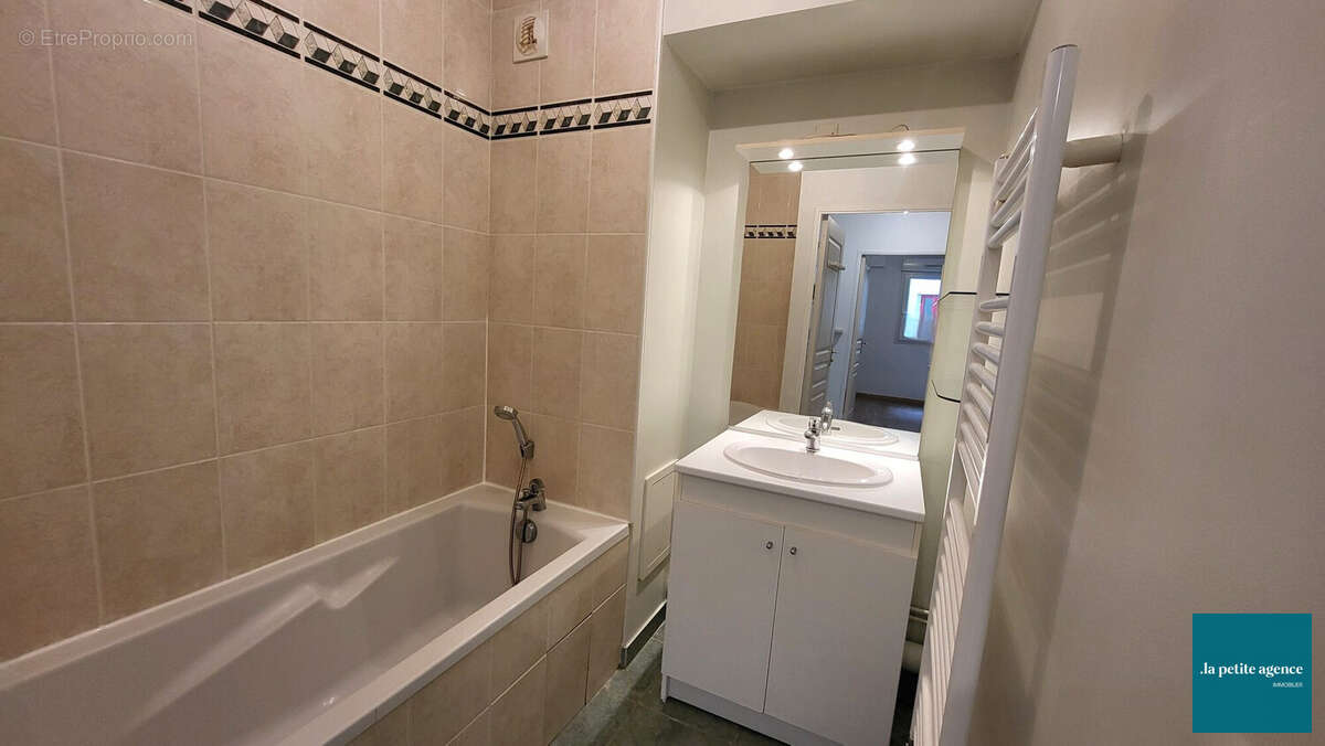 Appartement 49 m² à Merville-Franceville-Plage  - photo 6