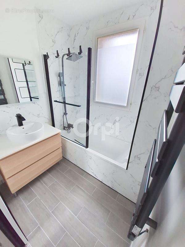 Appartement À Vendre - photo 5