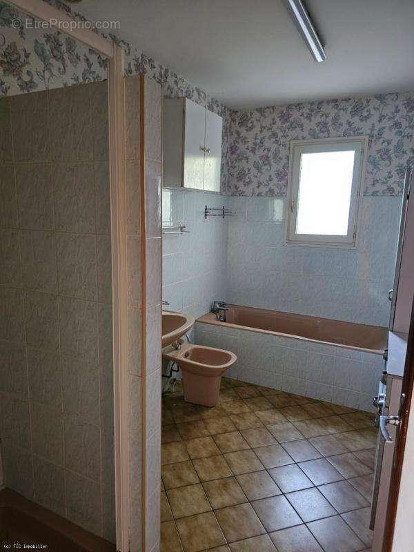 Maison à VERTEUIL-SUR-CHARENTE