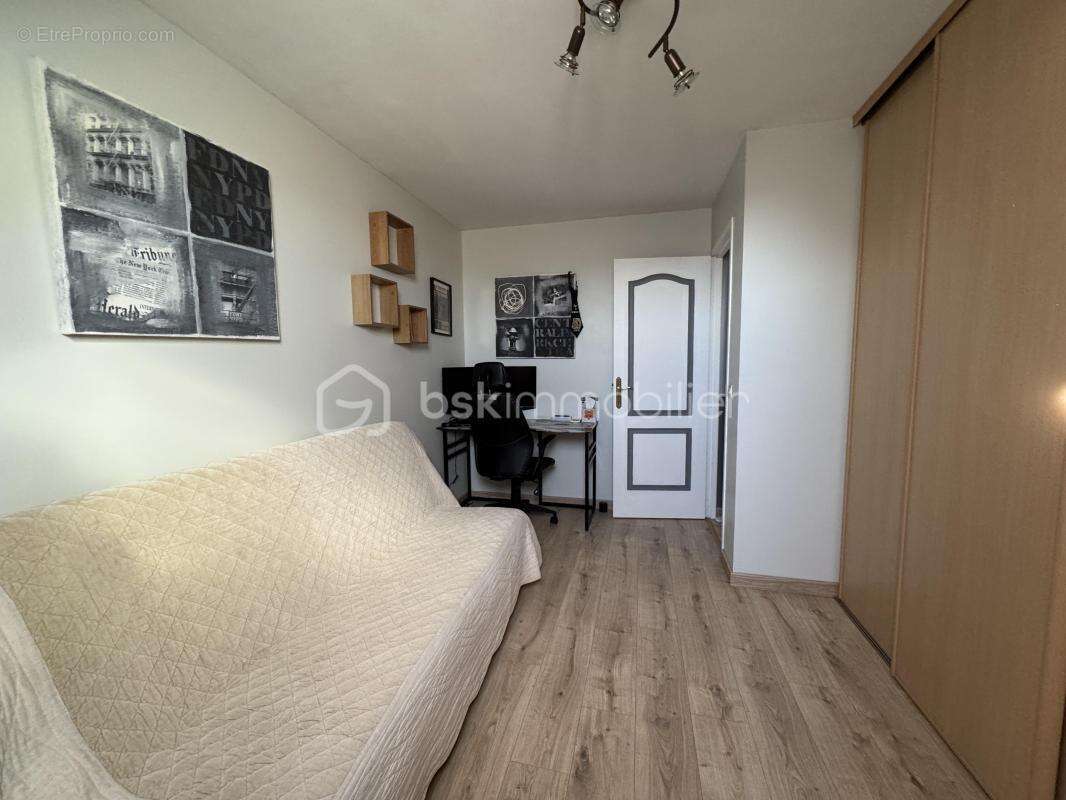 Maison à FONTENAY-LE-VICOMTE